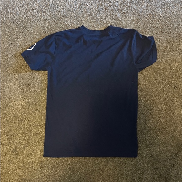 Quiksilver Dark Blue Tee with Logo Patch - Picture 4 of 4